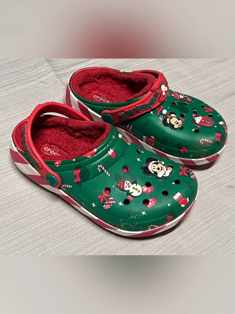 Disney Crocs Classic Lined Christmas Minnie Mickey Mouse Holiday Clogs Kids 13